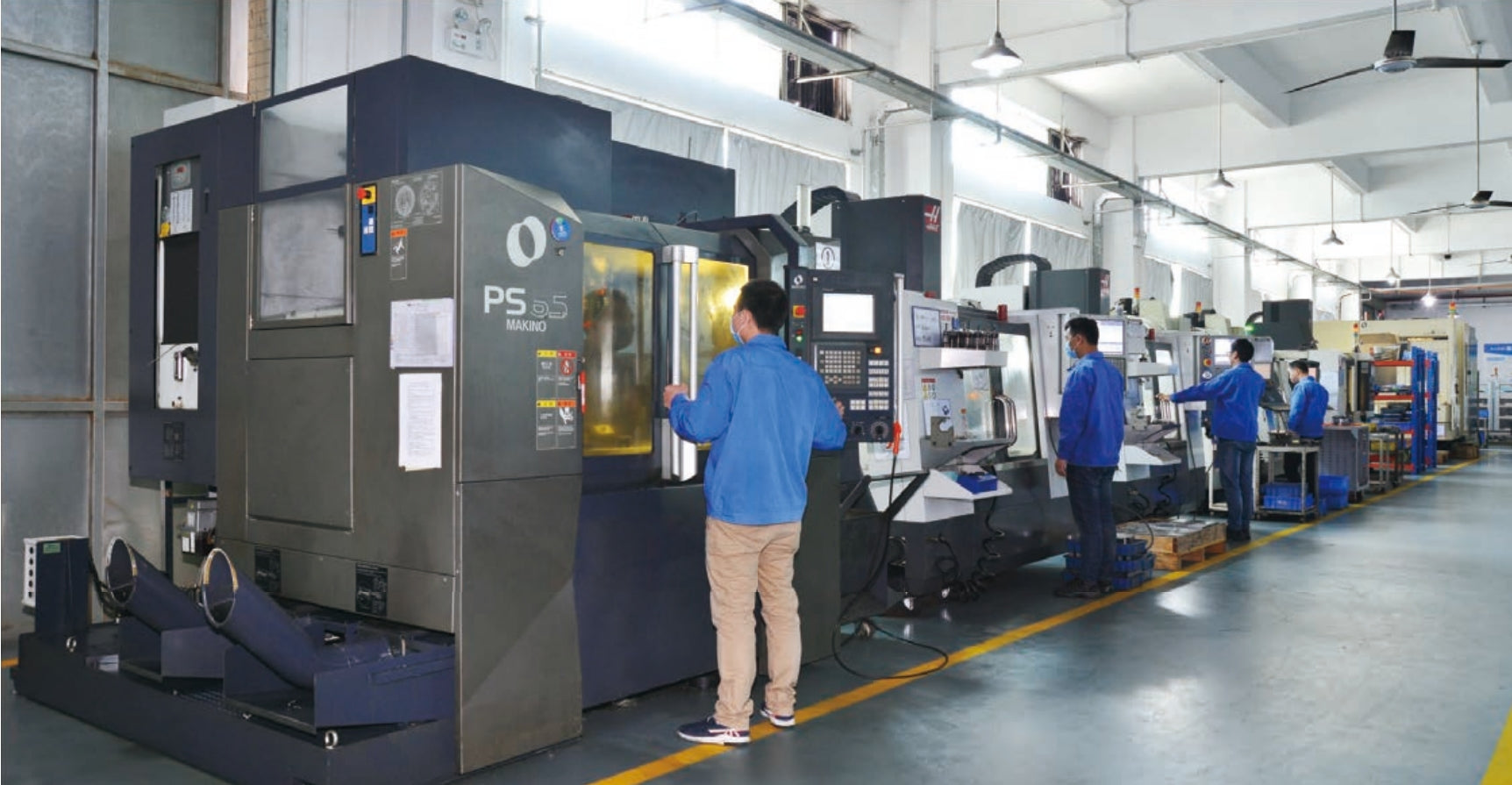 MAKINO Horizontal Machining Center for High-Speed Precision CNC Components