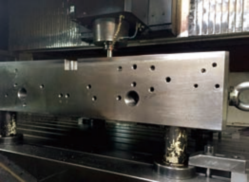 High-Precision Zero-point System for Large Casing Parts